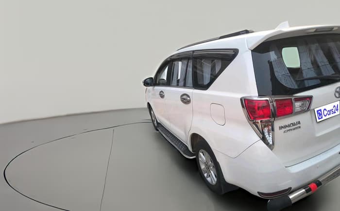 2016 Toyota Innova Crysta 2.4 GX 8 STR, Diesel, Manual, 1,18,235 km, exterior