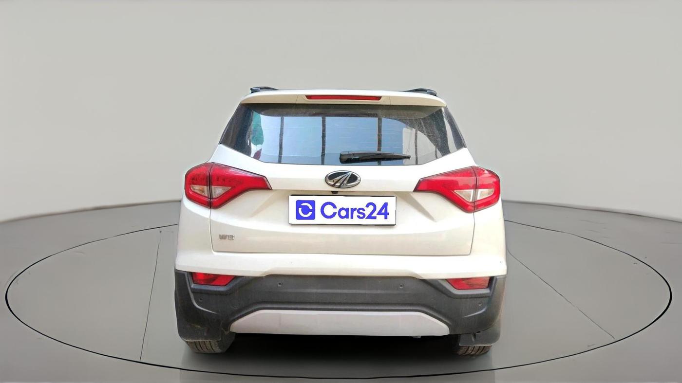 2021 Mahindra XUV300 W8 (O) 1.2 PETROL, Petrol, Manual, 29,440 km, exterior