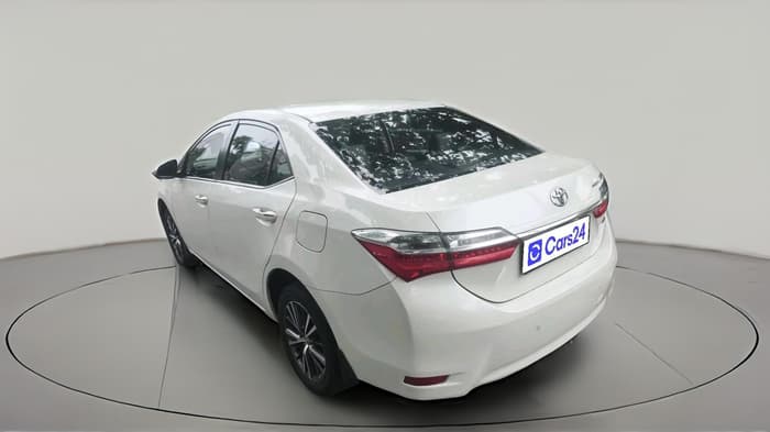 2018 Toyota Corolla Altis VL CVT PETROL, CNG, Automatic, 78,363 km, exterior