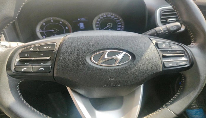 2019 Hyundai VENUE SX(O) 1.4 CRDI, Diesel, Manual, 89,259 km, interior