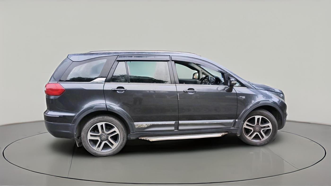 2017 Tata Hexa XT 4X2 7 STR, Diesel, Manual, 79,618 km, exterior