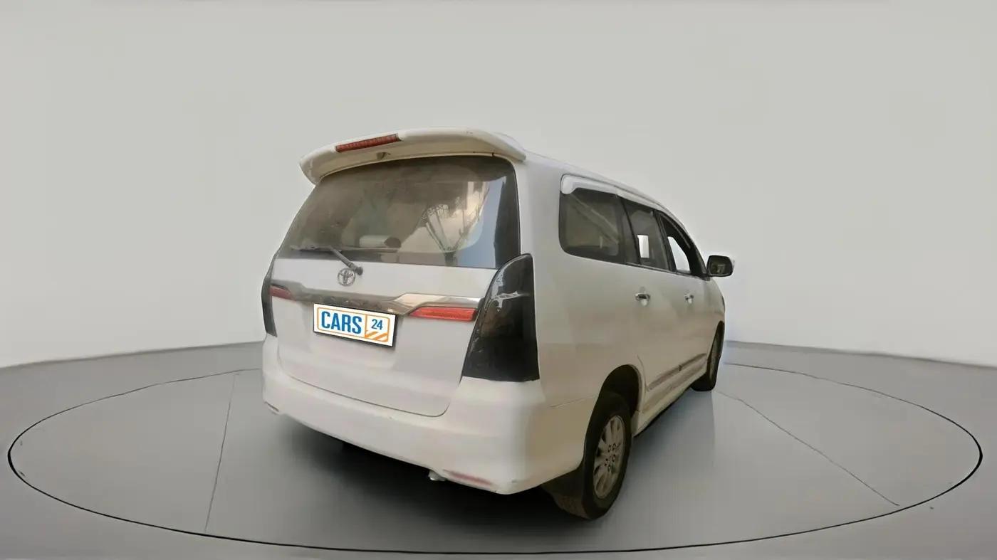 2012 Toyota Innova VX 2.5 8 STR, Diesel, Manual, 3,02,750 km, exterior
