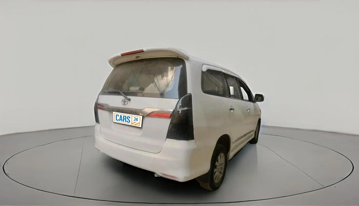 2012 Toyota Innova VX 2.5 8 STR, Diesel, Manual, 3,02,750 km, exterior