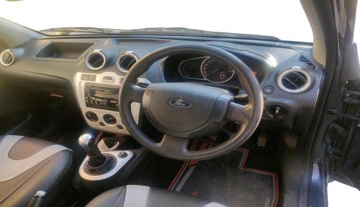 2013 Ford Figo ZXI 1.4 DIESEL, Diesel, Manual, 82,586 km, interior