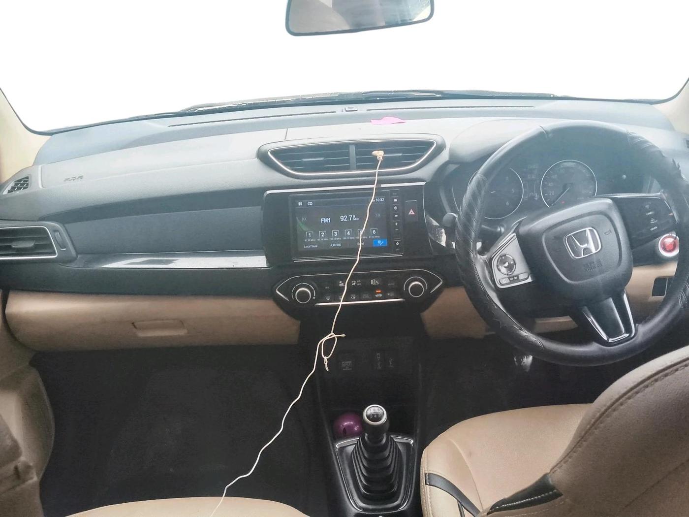 2019 Honda Amaze 1.5L I-DTEC VX, Diesel, Manual, 1,08,950 km, interior