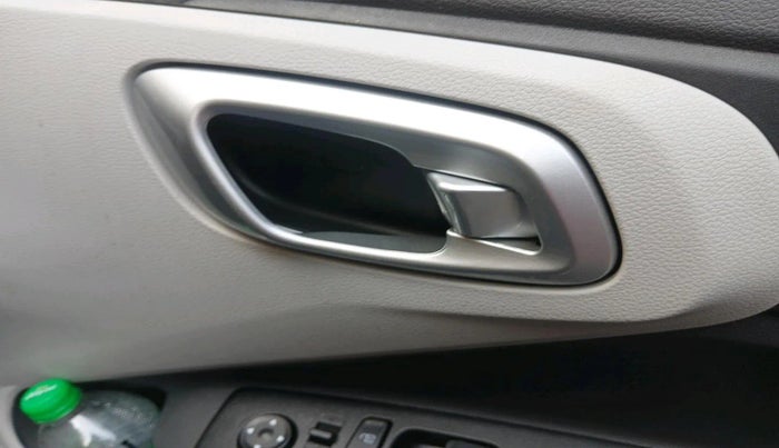 2023 Hyundai GRAND I10 NIOS SPORTZ 1.2 KAPPA VTVT, Petrol, Manual, 2,728 km, interior