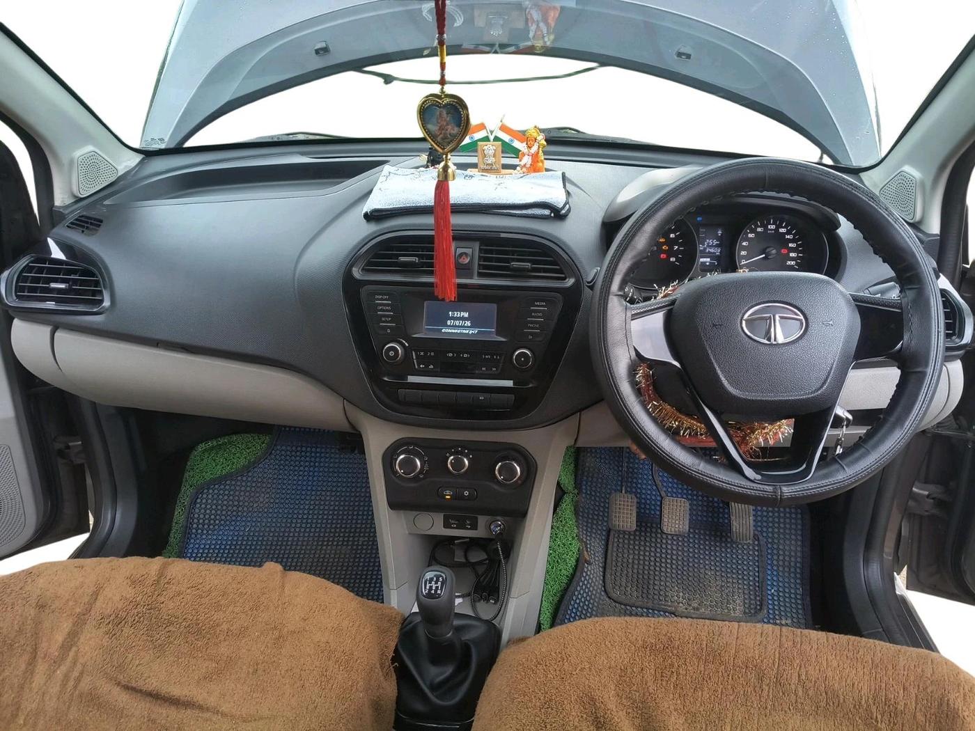 2018 Tata Tiago XT PETROL, Petrol, Manual, 34,608 km, interior