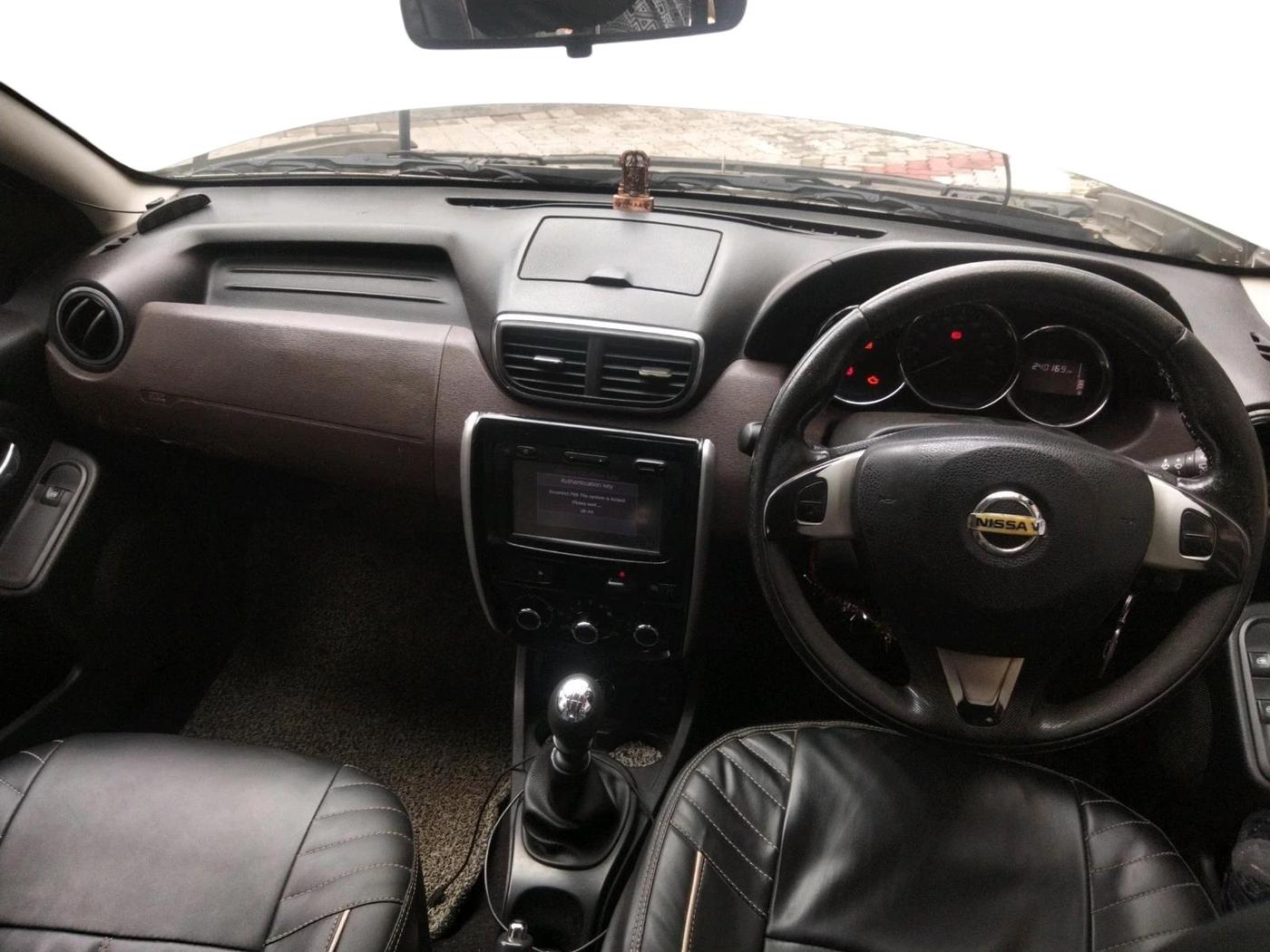 2017 Nissan Terrano XV PREMIUM D, Diesel, Manual, 2,40,169 km, interior