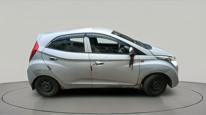 2017 Hyundai Eon ERA +, Petrol, Manual, 1,11,242 km, exterior