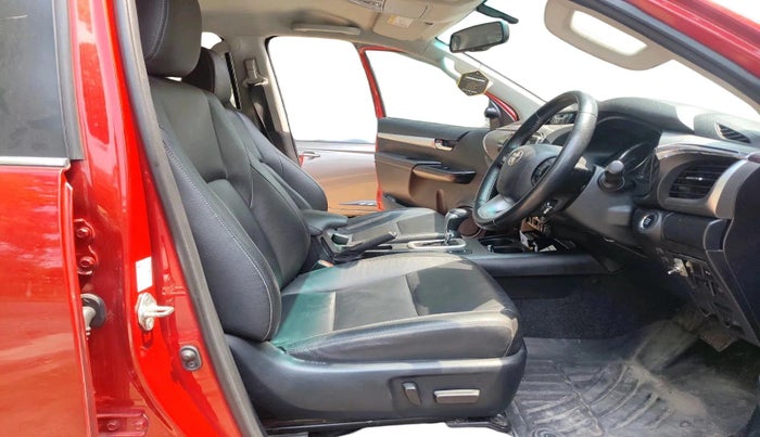 2023 Toyota HILUX HIGH 4X4 AT, Diesel, Automatic, 92,818 km, interior