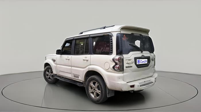 2016 Mahindra Scorpio S10, Diesel, Manual, 1,44,338 km, exterior