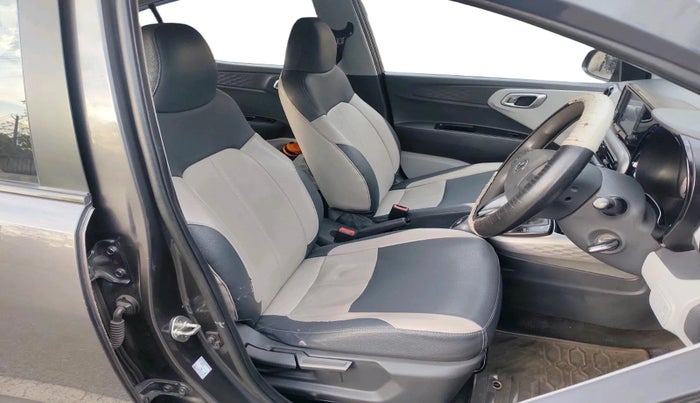 2020 Hyundai GRAND I10 NIOS SPORTZ AMT 1.2 KAPPA VTVT, Petrol, Automatic, 90,624 km, interior