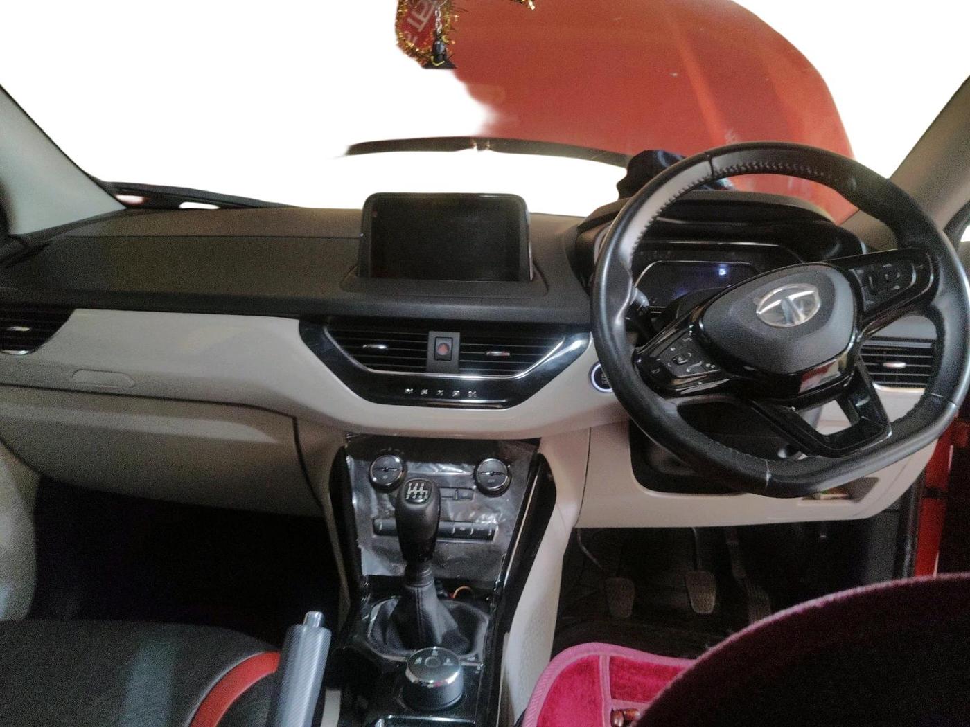 2022 Tata NEXON XZ PLUS (HS) PETROL, Petrol, Manual, 13,679 km, interior