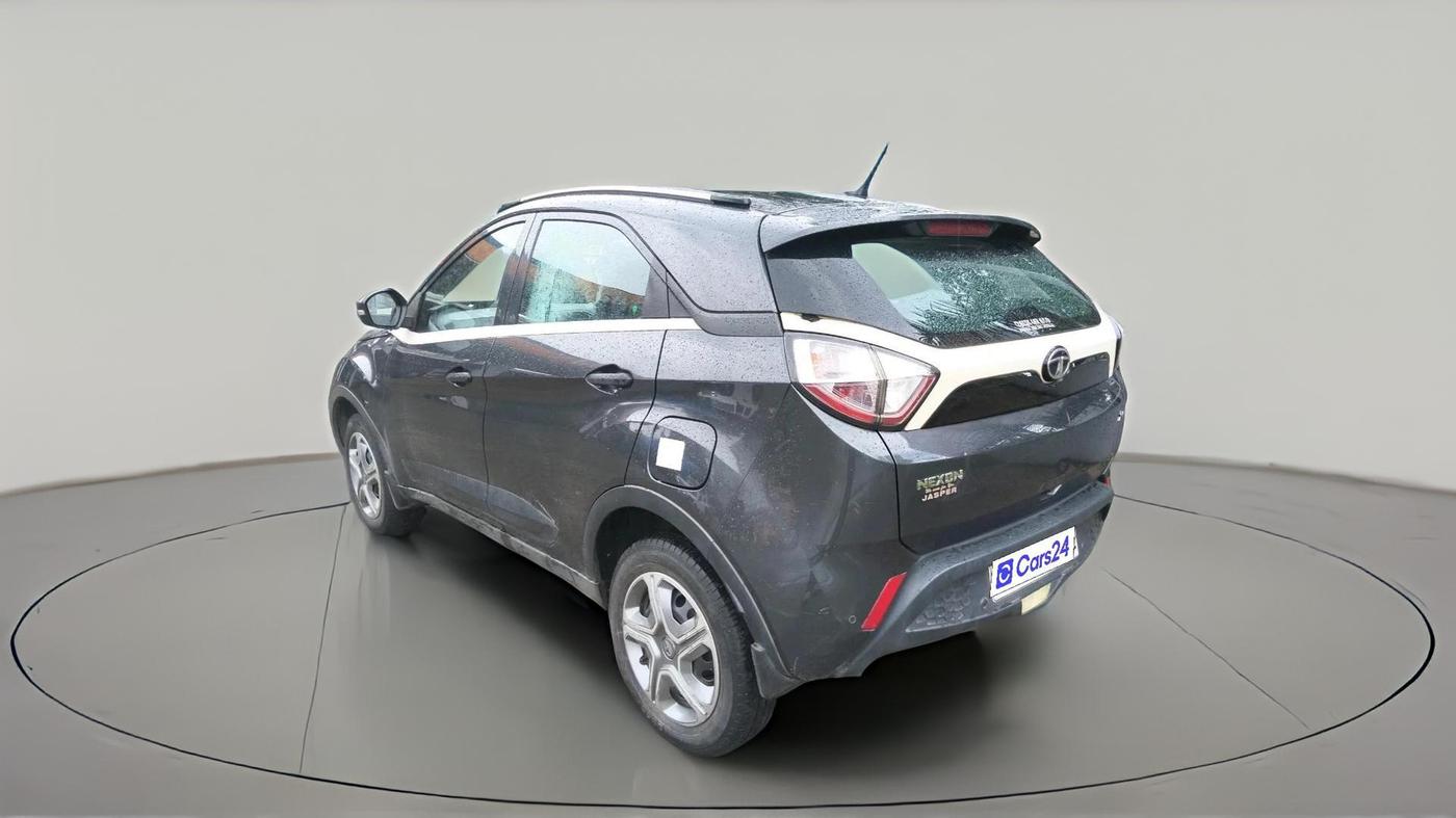 2018 Tata NEXON XM PETROL, Petrol, Manual, 1,16,003 km, exterior