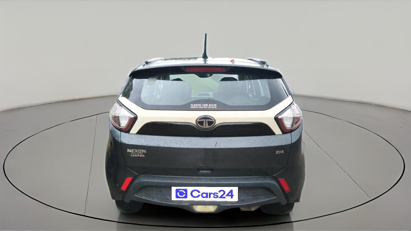 2018 Tata NEXON XM PETROL, Petrol, Manual, 1,16,003 km, exterior