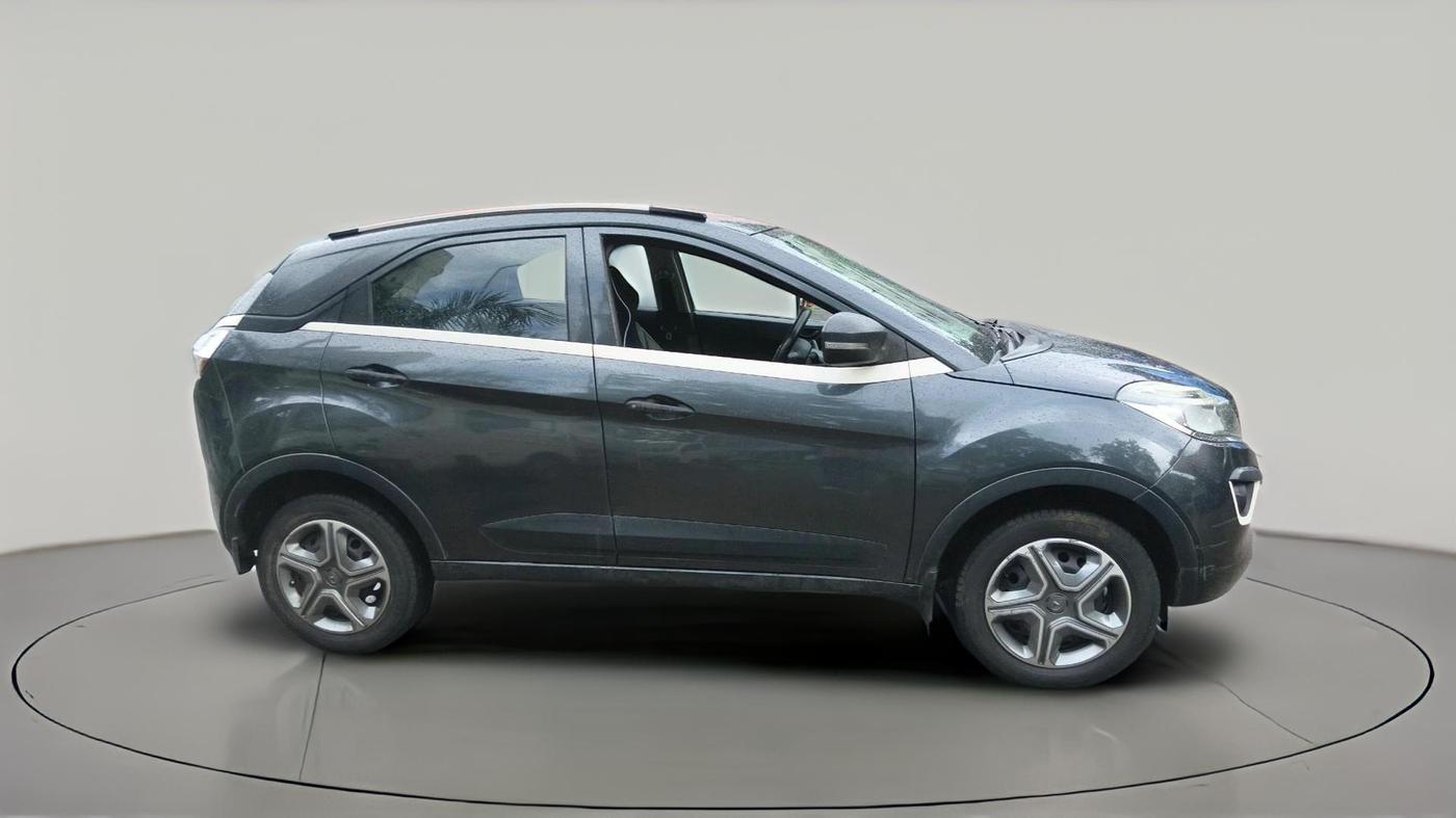 2018 Tata NEXON XM PETROL, Petrol, Manual, 1,16,003 km, exterior