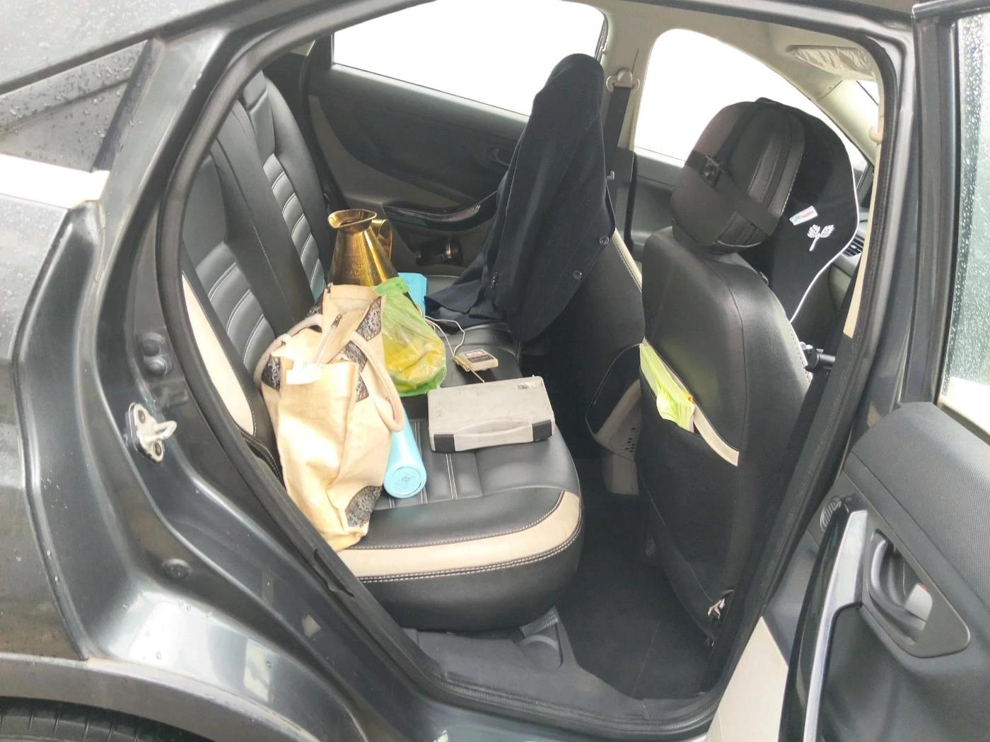 2018 Tata NEXON XM PETROL, Petrol, Manual, 1,16,003 km, interior