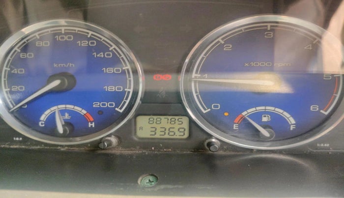 2010 Tata Safari 4X2 EX DICOR 2.2 VTT, Diesel, Manual, 88,785 km, interior