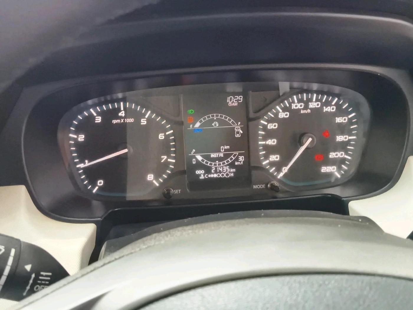 2022 Tata PUNCH ACCOMPLISHED MT, Petrol, Manual, 21,435 km, interior
