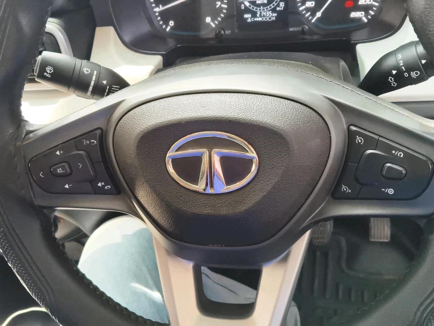 2022 Tata PUNCH ACCOMPLISHED MT, Petrol, Manual, 21,435 km, interior