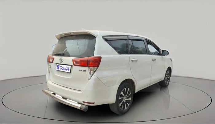 2022 Toyota Innova Crysta 2.4 ZX 7 STR, Diesel, Manual, 55,355 km, exterior