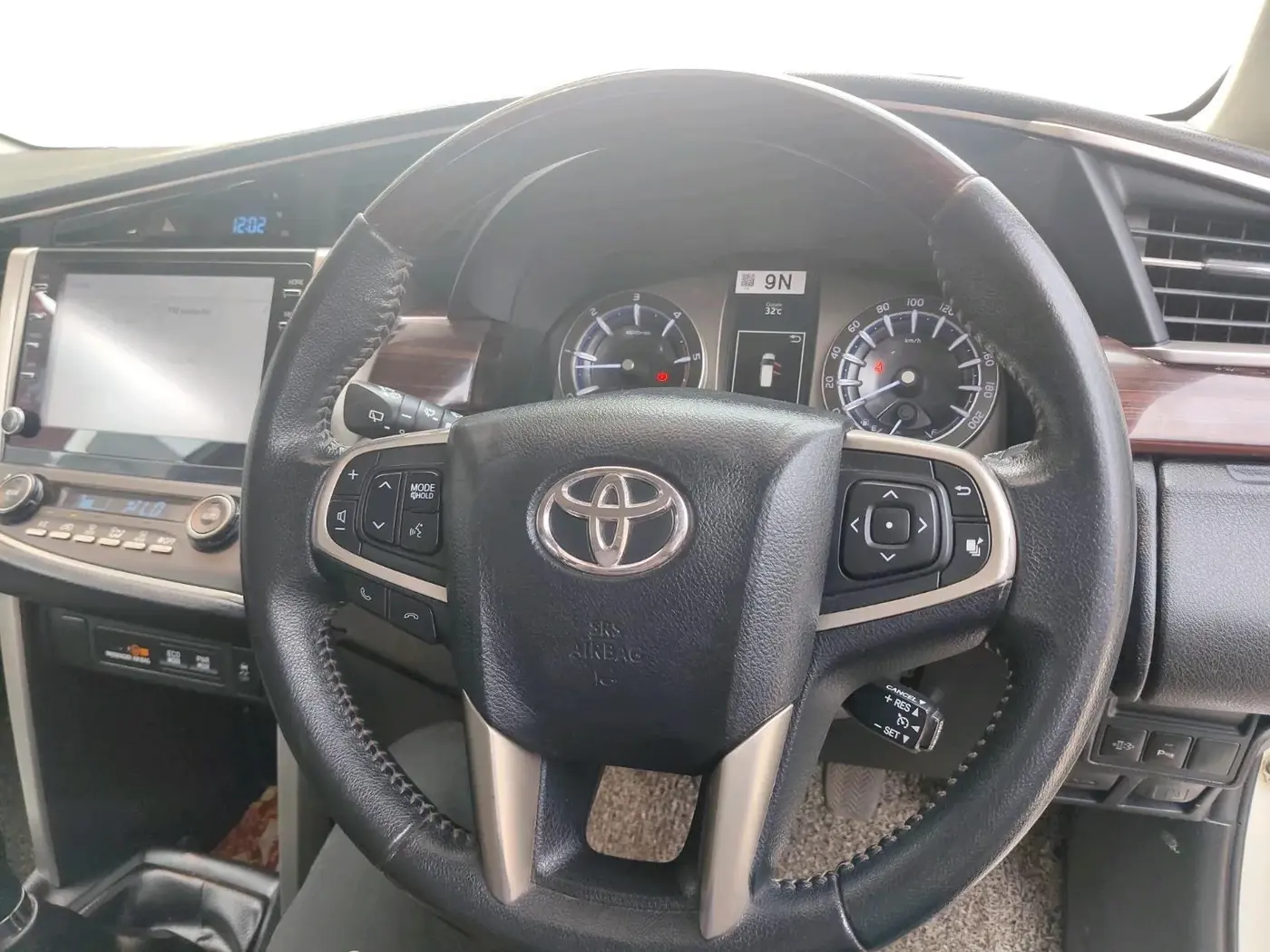2022 Toyota Innova Crysta 2.4 ZX 7 STR, Diesel, Manual, 1,24,189 km, interior