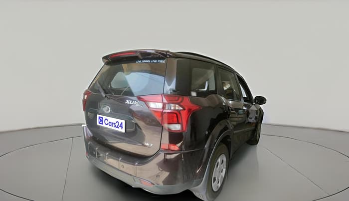 2020 Mahindra XUV500 W7, Diesel, Manual, 17,747 km, exterior
