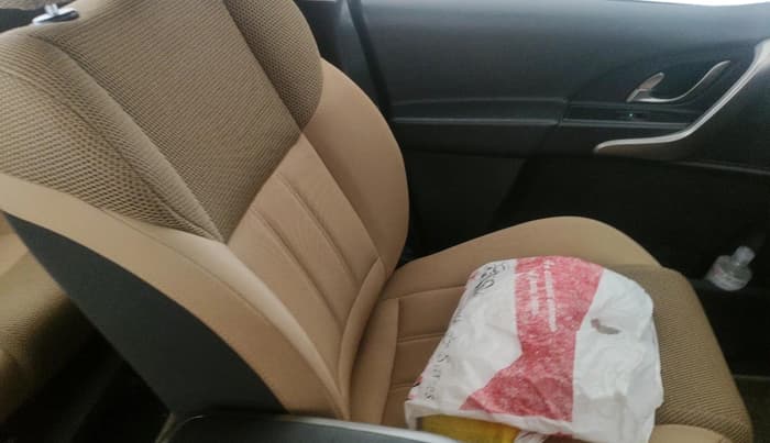 2020 Mahindra XUV500 W7, Diesel, Manual, 17,747 km, interior