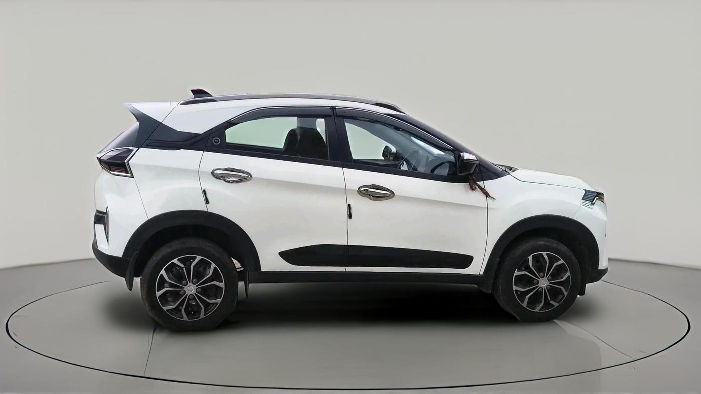 2023 Tata NEXON PURE 1.2 PETROL, Petrol, Manual, 4,779 km, exterior