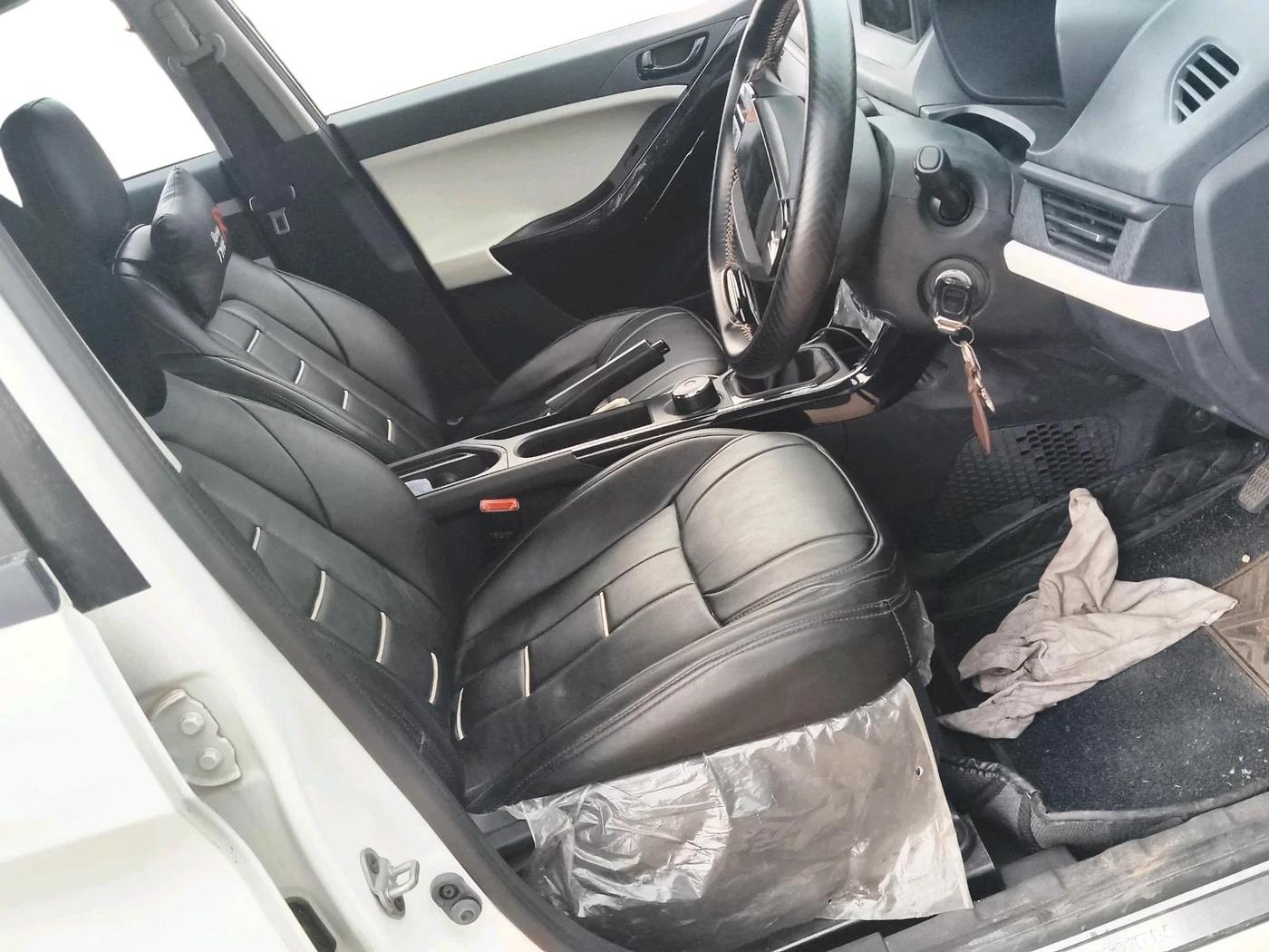2023 Tata NEXON PURE 1.2 PETROL, Petrol, Manual, 4,779 km, interior