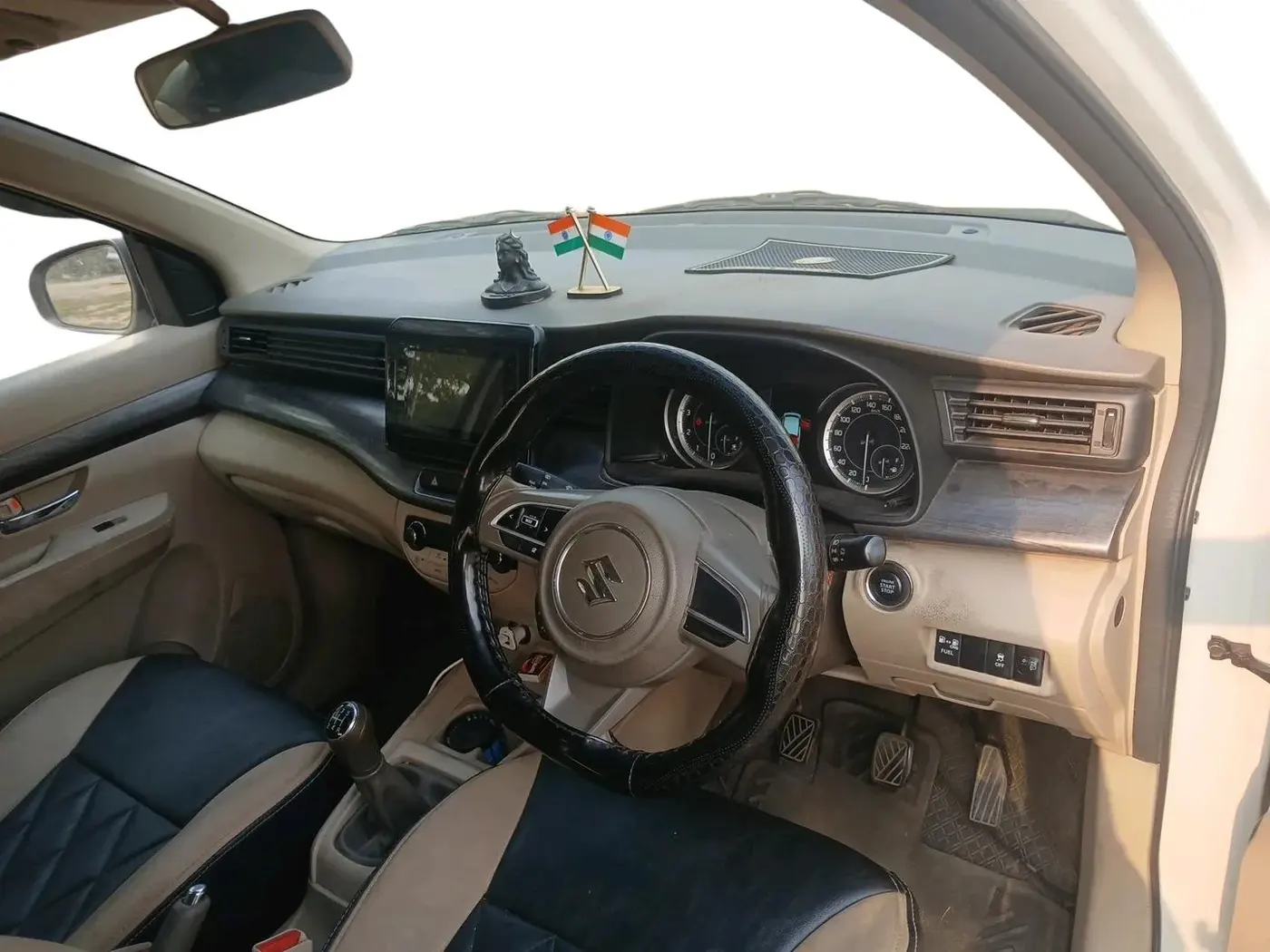 2024 Maruti Ertiga ZXI (O) CNG, CNG, Manual, 1,16,681 km, interior