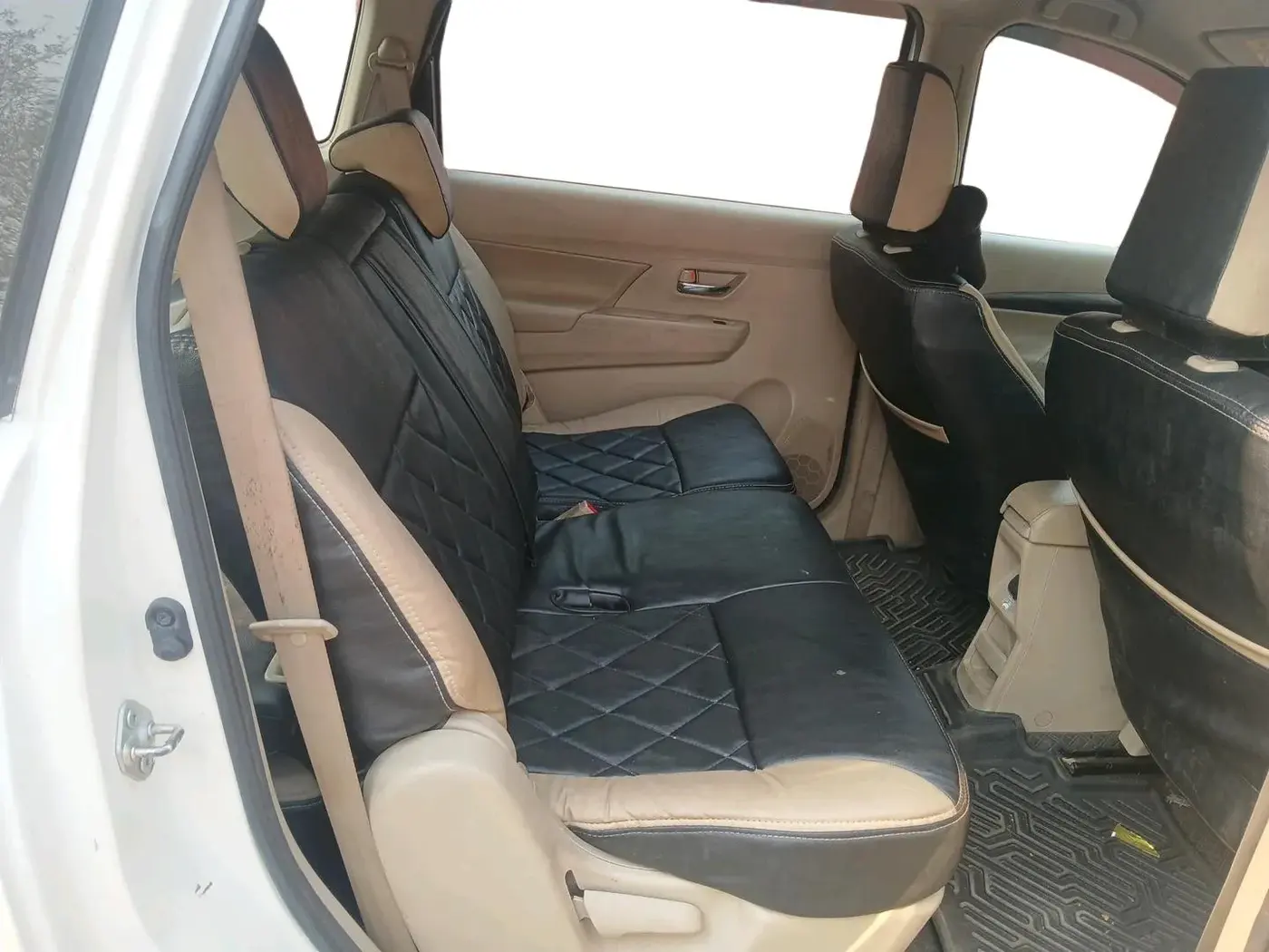 2024 Maruti Ertiga ZXI (O) CNG, CNG, Manual, 1,16,681 km, interior