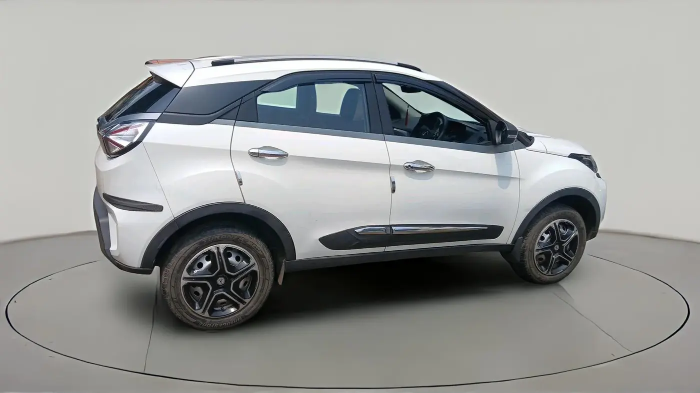 2021 Tata NEXON XE PETROL, Petrol, Manual, 14,718 km, exterior