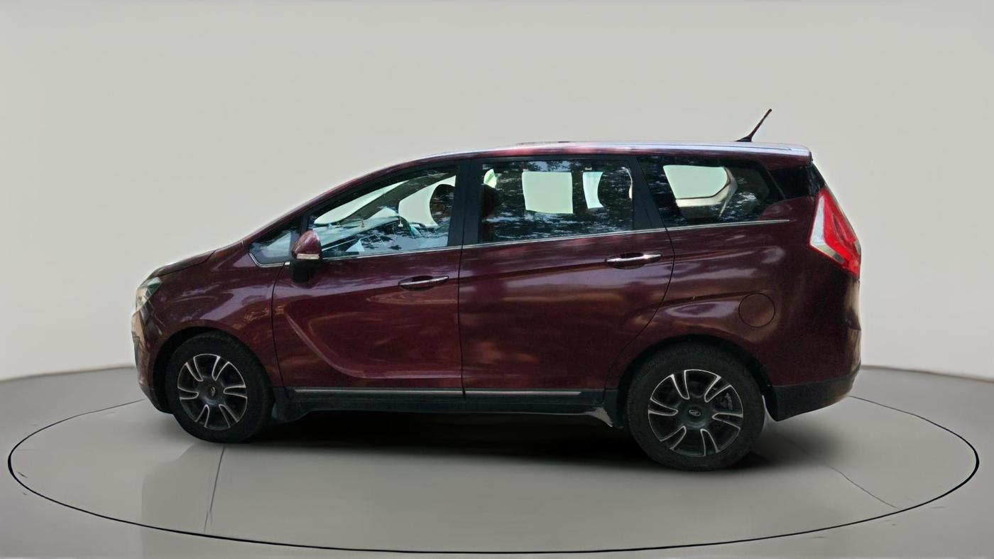 2018 Mahindra MARAZZO M8 7 STR, Diesel, Manual, 27,806 km, exterior