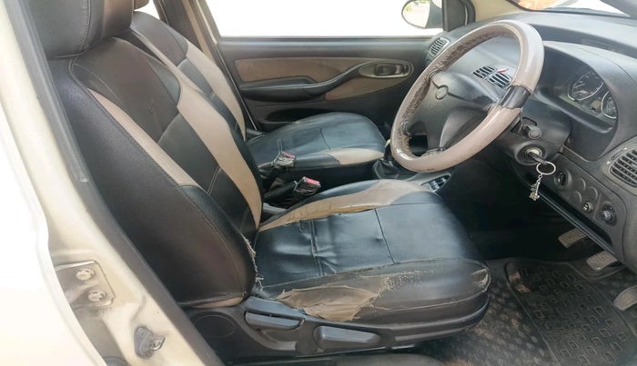 2014 Tata Indigo ECS LS CR4, Diesel, Manual, 1,34,277 km, interior