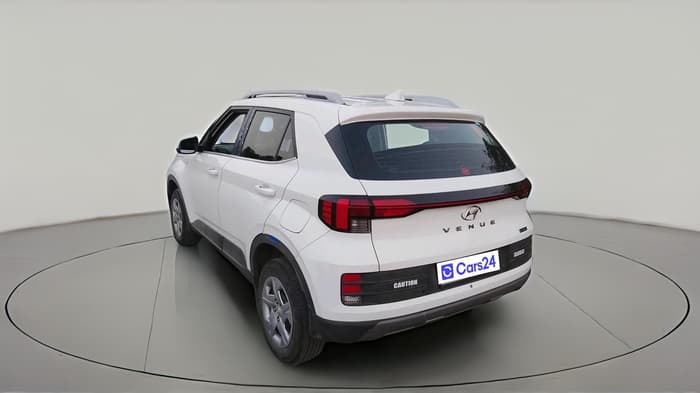 2022 Hyundai VENUE S 1.2, Petrol, Manual, 33,954 km, exterior