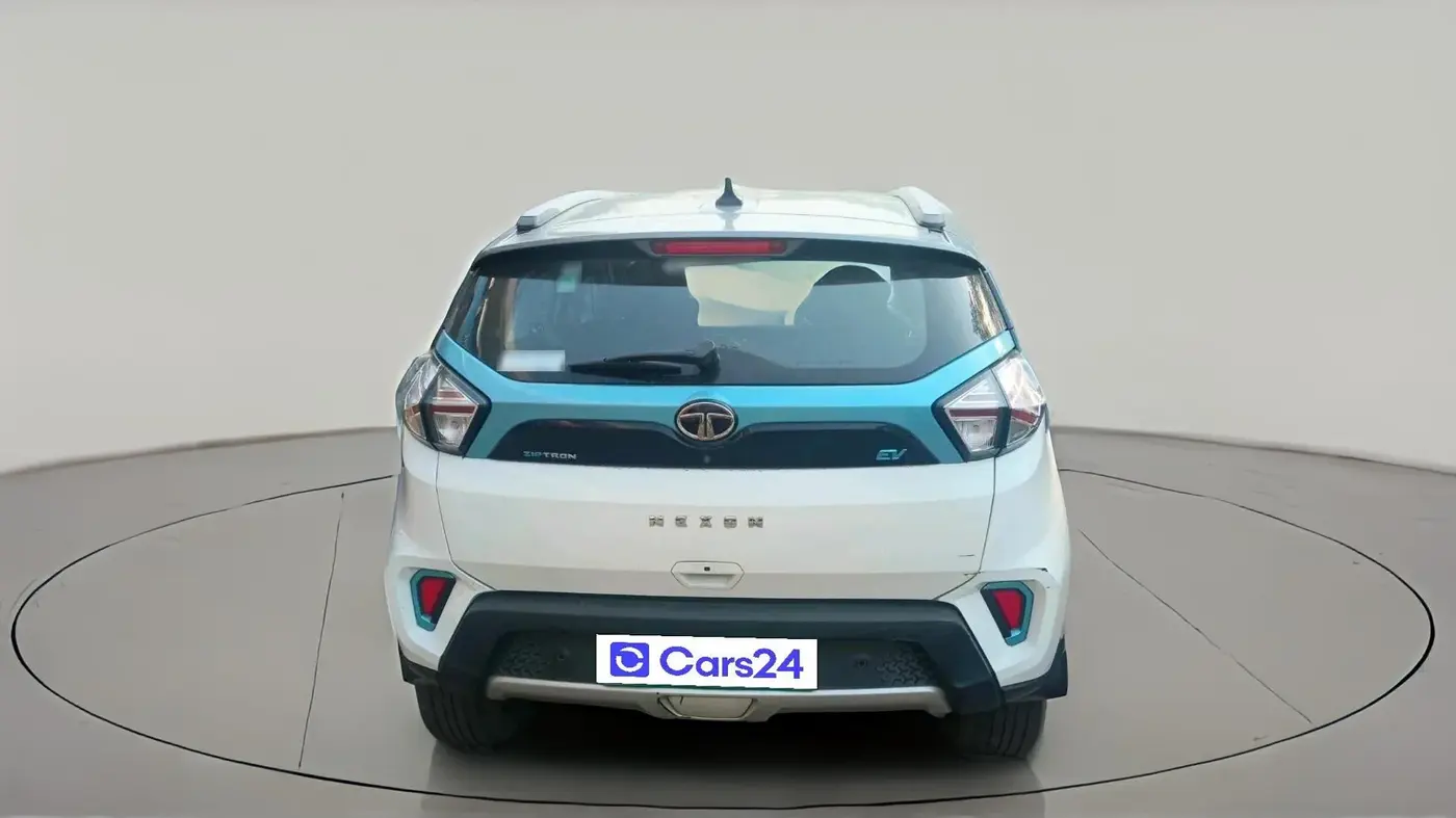 2022 Tata NEXON EV XZ PLUS, Electric, Automatic, 70,288 km, exterior