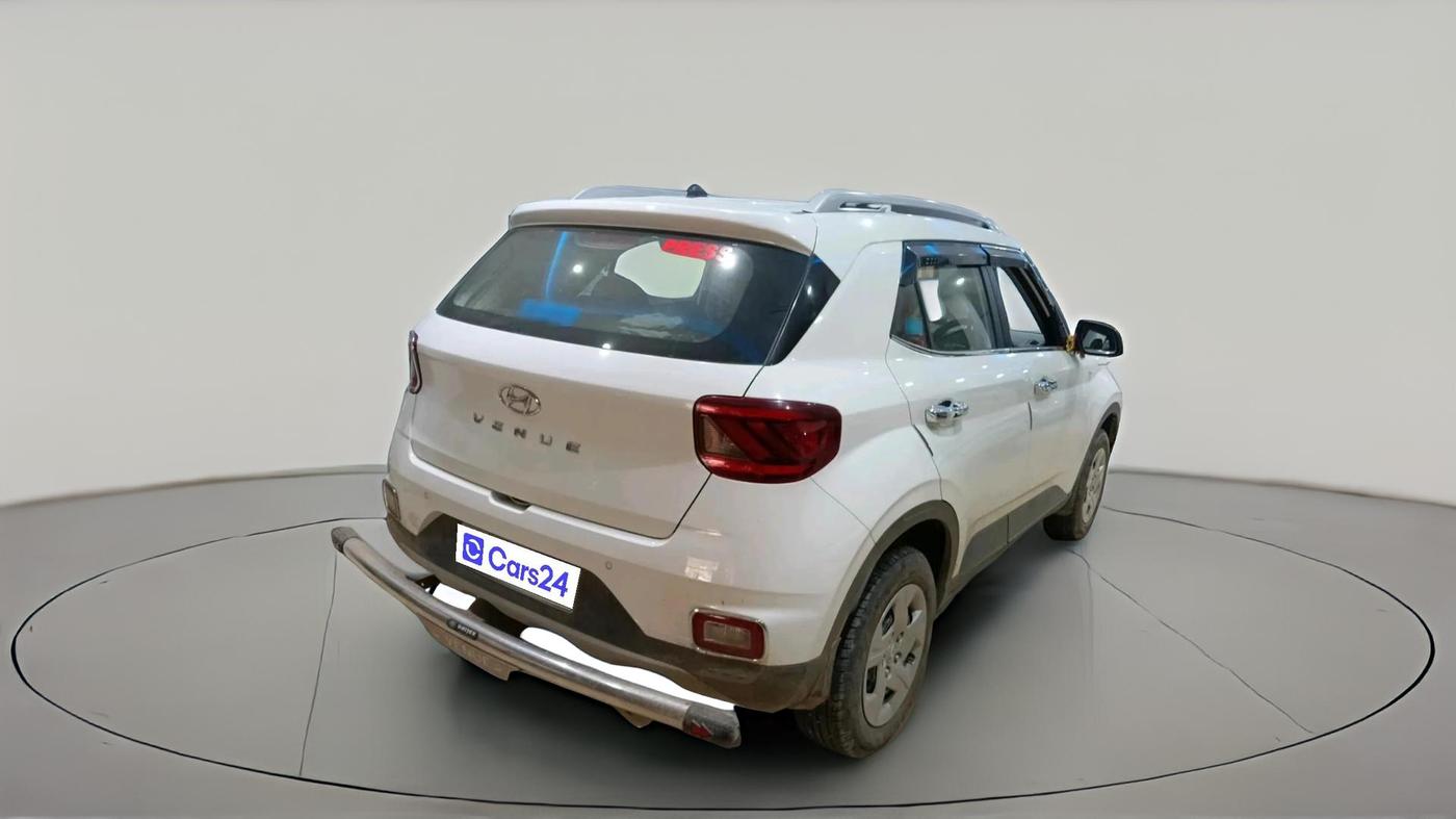 2021 Hyundai VENUE S 1.2, Petrol, Manual, 7,061 km, exterior