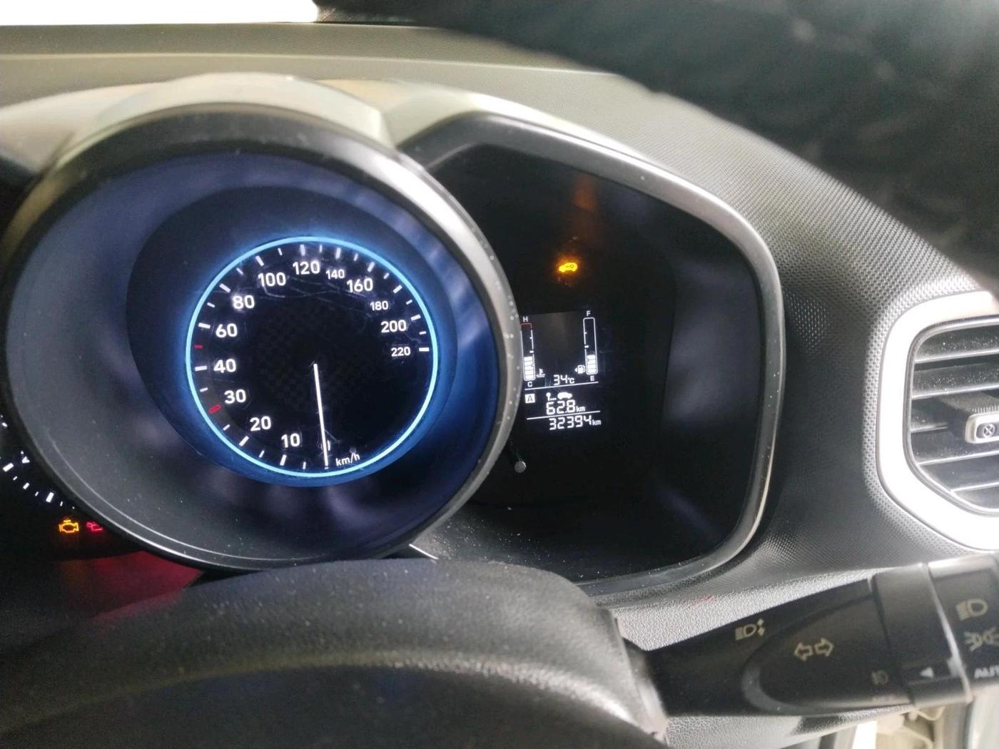 2021 Hyundai VENUE SX 1.5 CRDI, Diesel, Manual, 32,394 km, interior