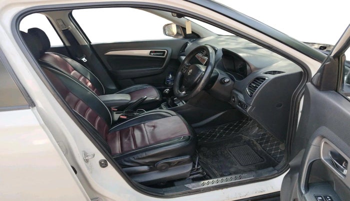 2016 Maruti Vitara Brezza ZDI, Diesel, Manual, 1,31,328 km, interior