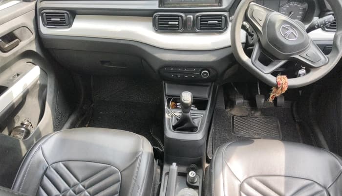 2023 Tata PUNCH PURE MT, Petrol, Manual, 16,946 km, interior