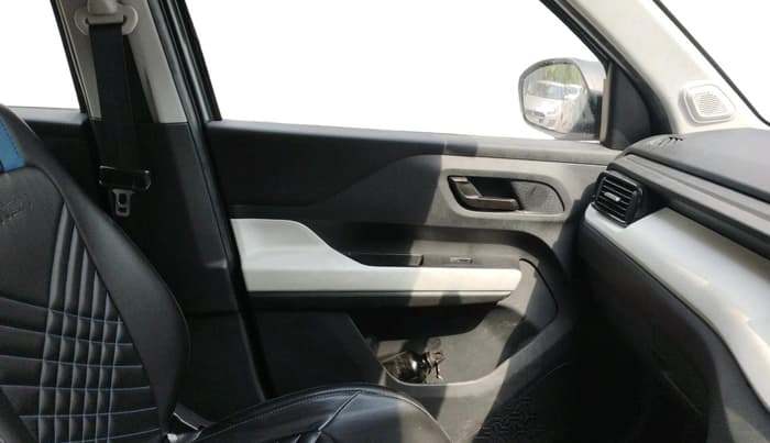 2023 Tata PUNCH PURE MT, Petrol, Manual, 16,946 km, interior