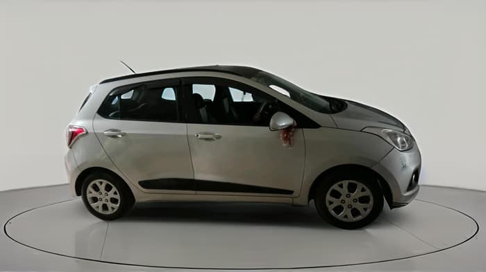 2015 Hyundai Grand i10 SPORTZ 1.2 KAPPA VTVT, Petrol, Manual, 44,118 km, exterior