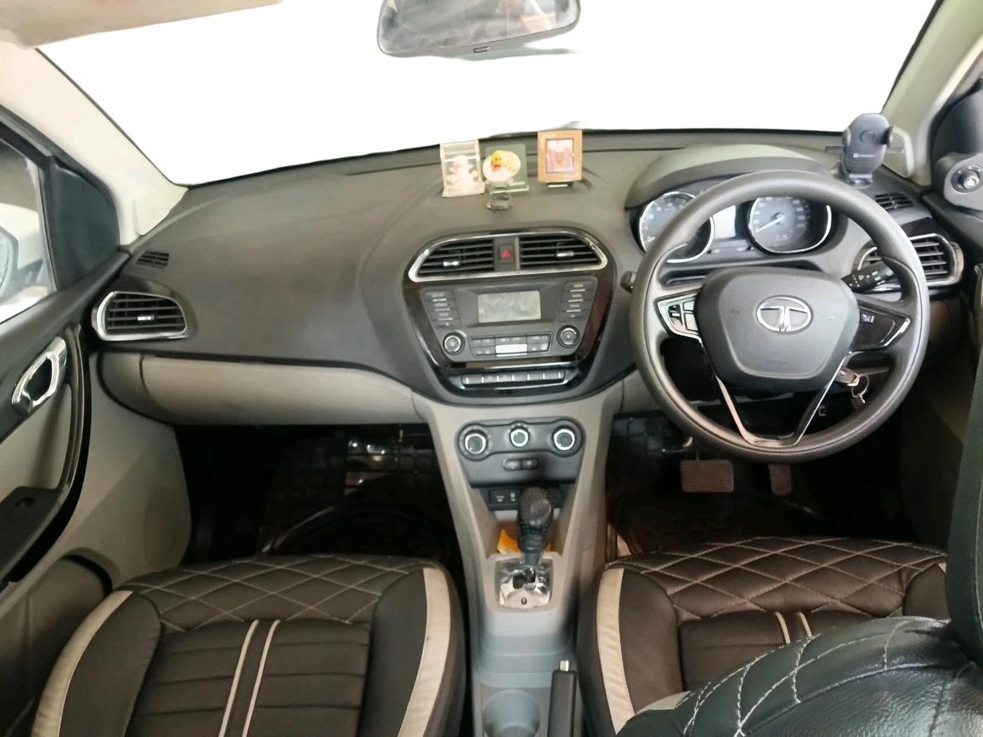 2017 Tata Tiago XZA PETROL, Petrol, Automatic, 93,400 km, interior