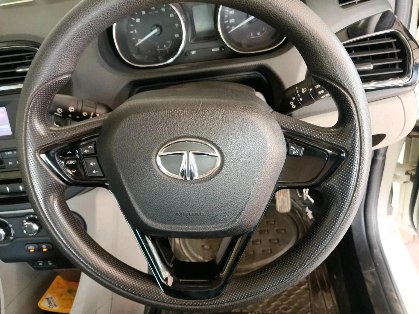 2017 Tata Tiago XZA PETROL, Petrol, Automatic, 93,400 km, interior