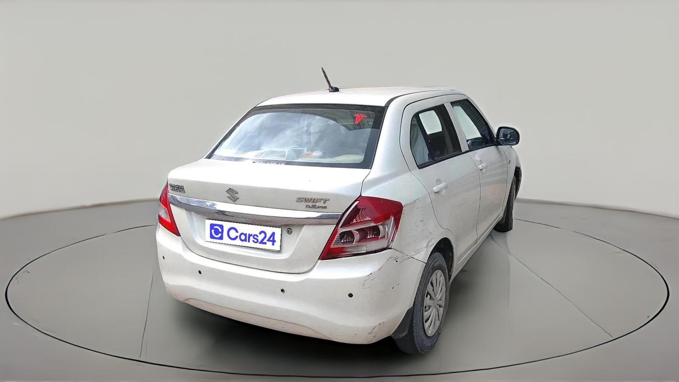 2015 Maruti Swift Dzire LXI, Petrol, Manual, 1,51,895 km, exterior