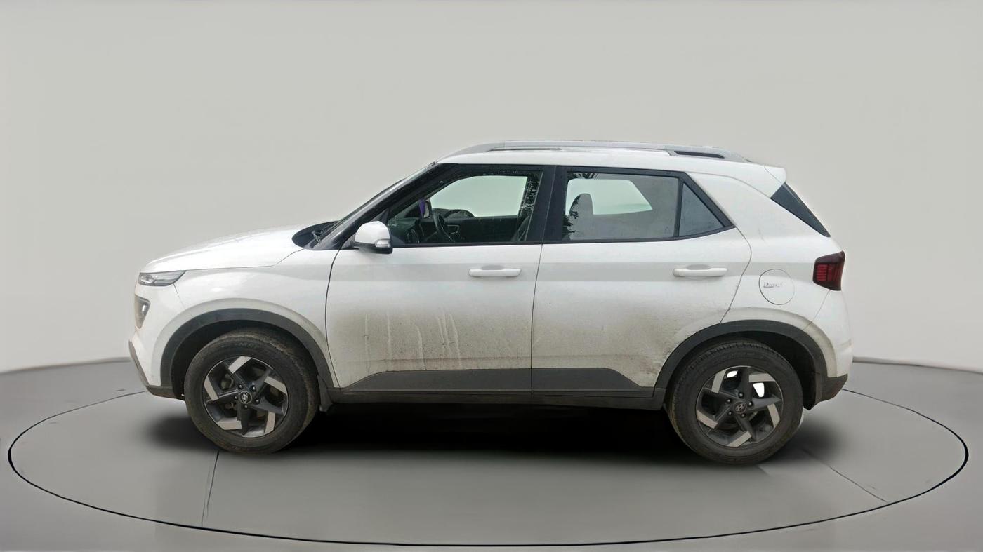 2020 Hyundai VENUE SX 1.5 CRDI, Diesel, Manual, 1,17,034 km, exterior