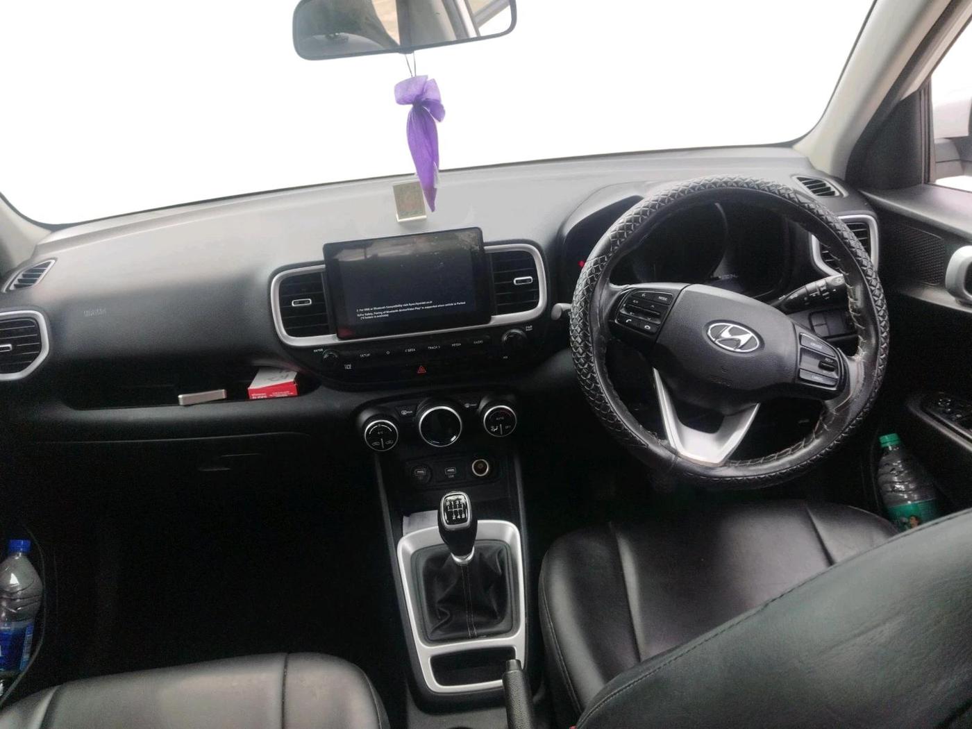 2020 Hyundai VENUE SX 1.5 CRDI, Diesel, Manual, 1,17,034 km, interior