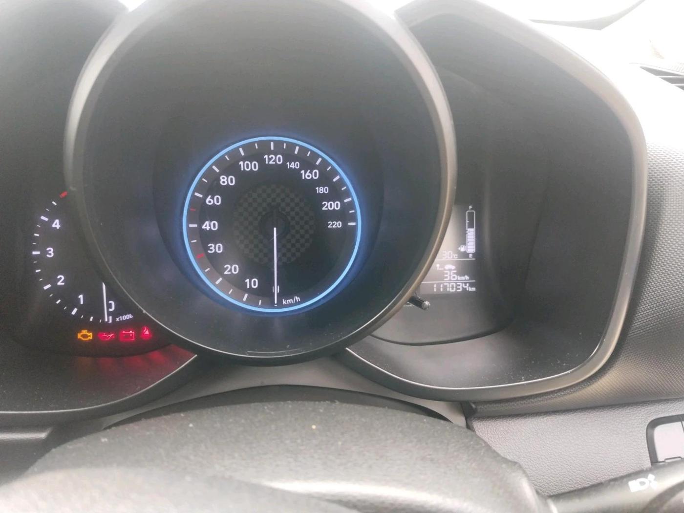 2020 Hyundai VENUE SX 1.5 CRDI, Diesel, Manual, 1,17,034 km, interior