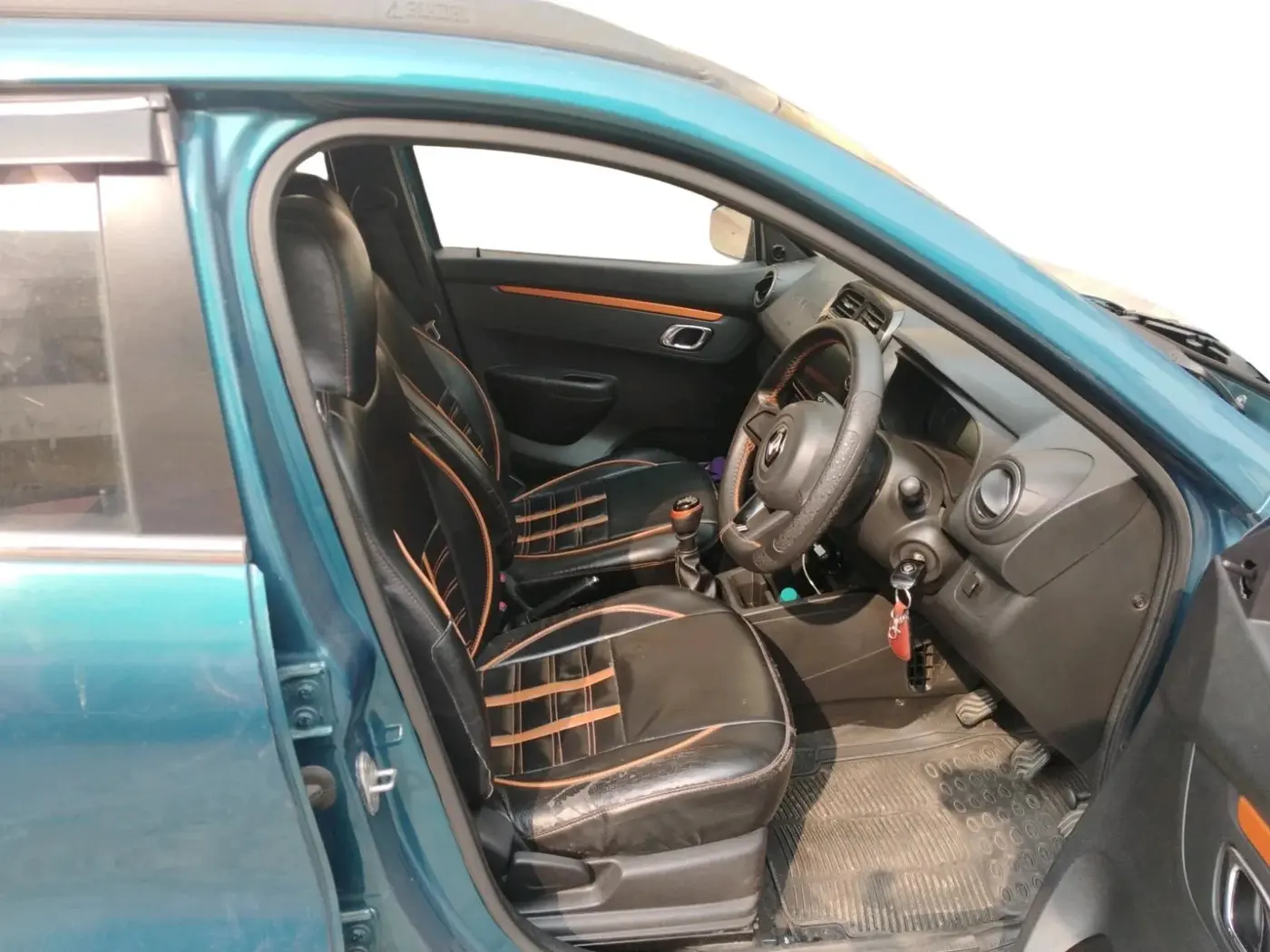 2020 Renault Kwid CLIMBER 1.0 (O), Petrol, Manual, 22,919 km, interior